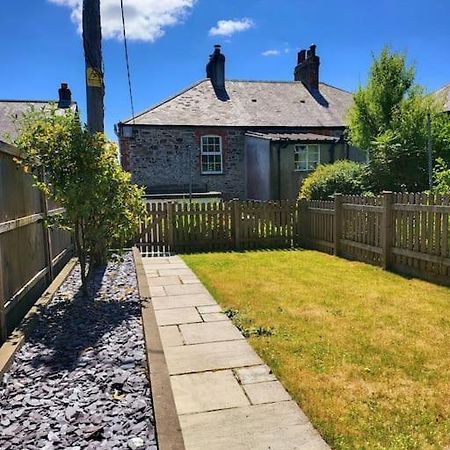 8 Duke Street - Launceston Cornwall Екстериор снимка