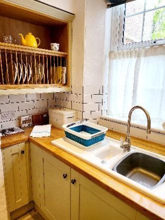 8 Duke Street - Launceston Cornwall Екстериор снимка