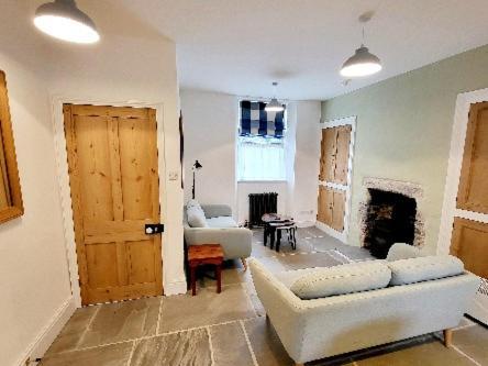 8 Duke Street - Launceston Cornwall Екстериор снимка