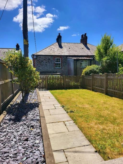 8 Duke Street - Launceston Cornwall Екстериор снимка