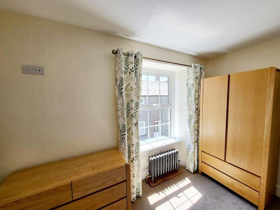 8 Duke Street - Launceston Cornwall Екстериор снимка
